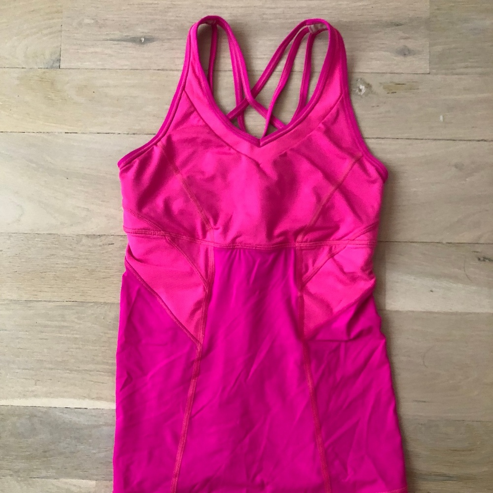 LULULEMON!!!💗PINK TANK TOP WITH BUILT IN BRA